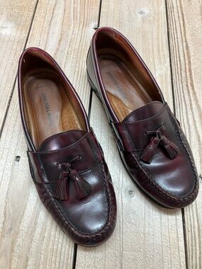 Johnston & Murphy Men’s Maroon Leather Tassel Loafers